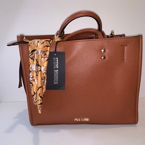 NWT Steven Madden Purse